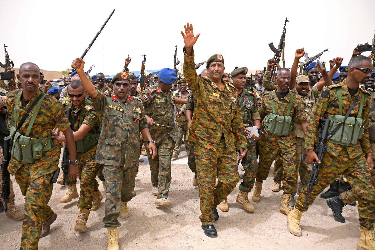 Logistics of War: Turkey, Belarus, and Egypt&rsquo;s covert airlift to port Sudan